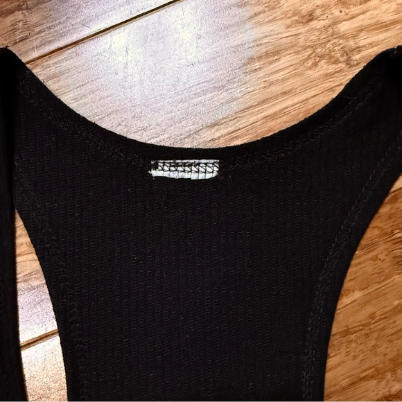 Zumba Love Black Ribbed Tank Top with Pink Heart Design Small Valentine’s Day - Picture 6 of 6